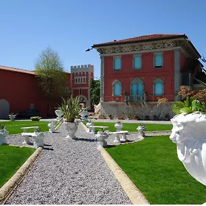 Garuti Village 3*, Padenghe sul Garda Italië
